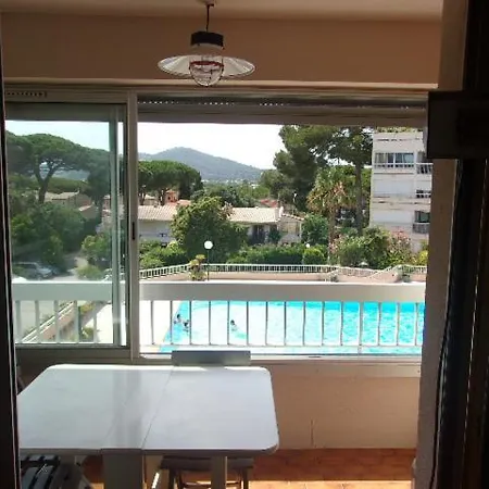 Apartment Port De