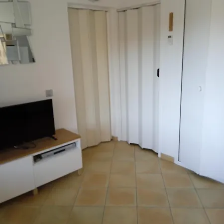 Port De Apartment